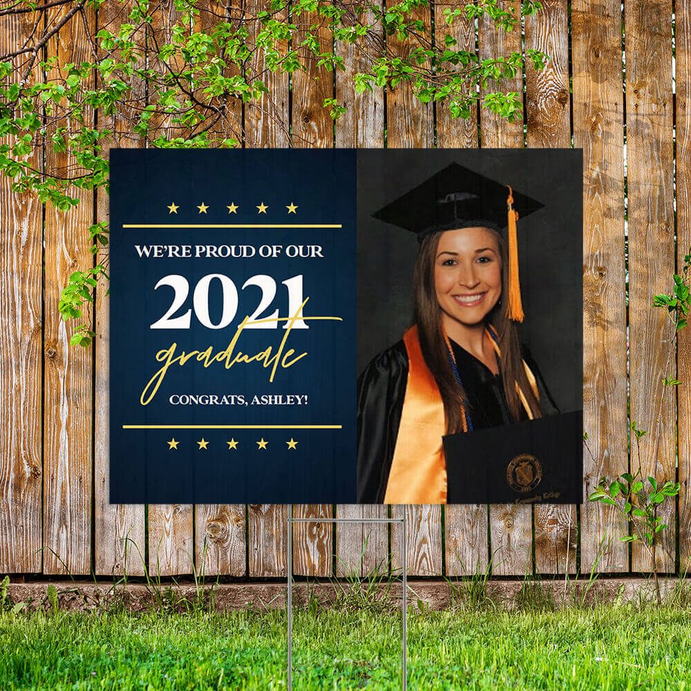 Customize this graduation yard sign